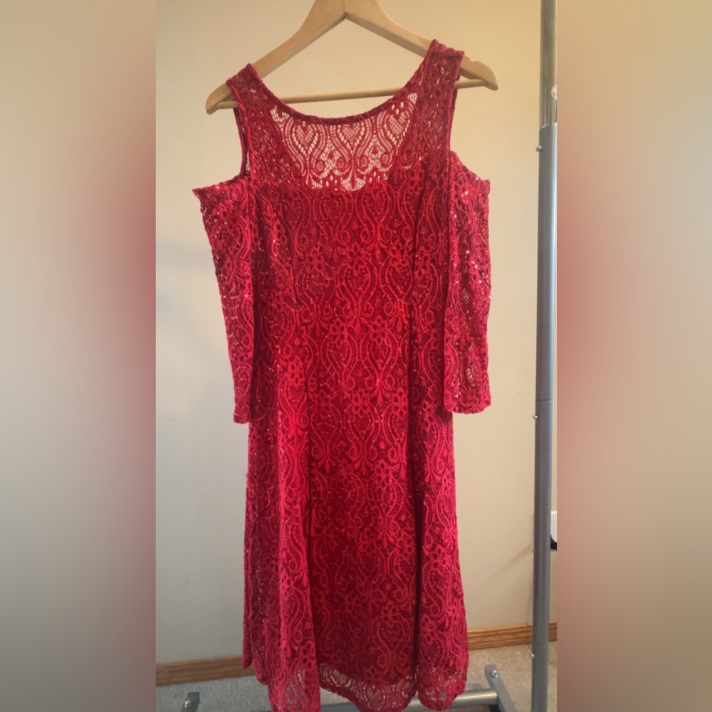 Laura- Cold Shoulder Sequin Lace Dress